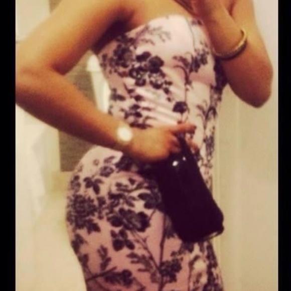 Prom dress - Picture 1 of 5